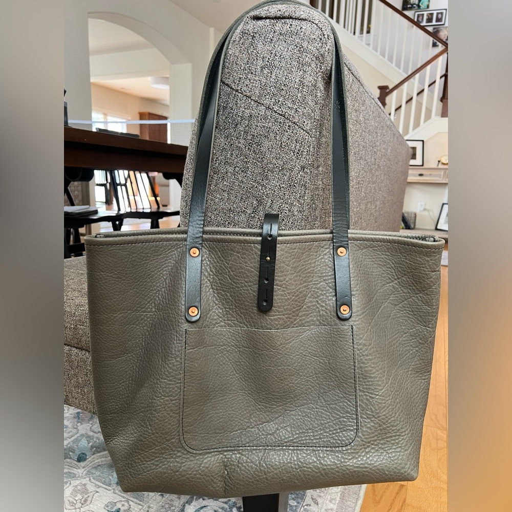 GFG Lead Gray Large Leather Tote Bag